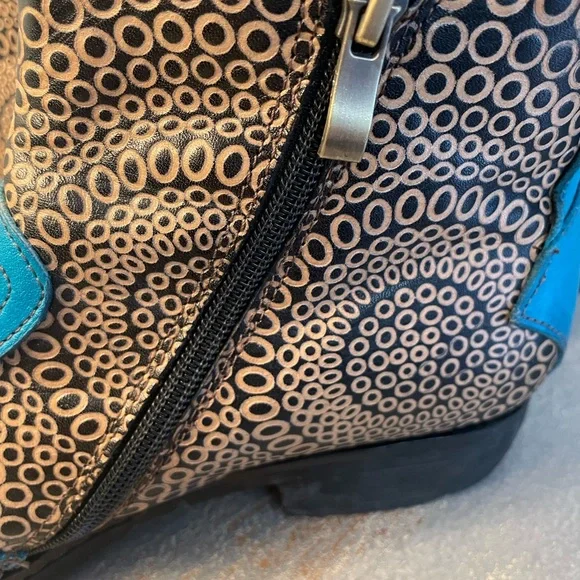 Women’s Socofy Booties - Picture 8 of 11